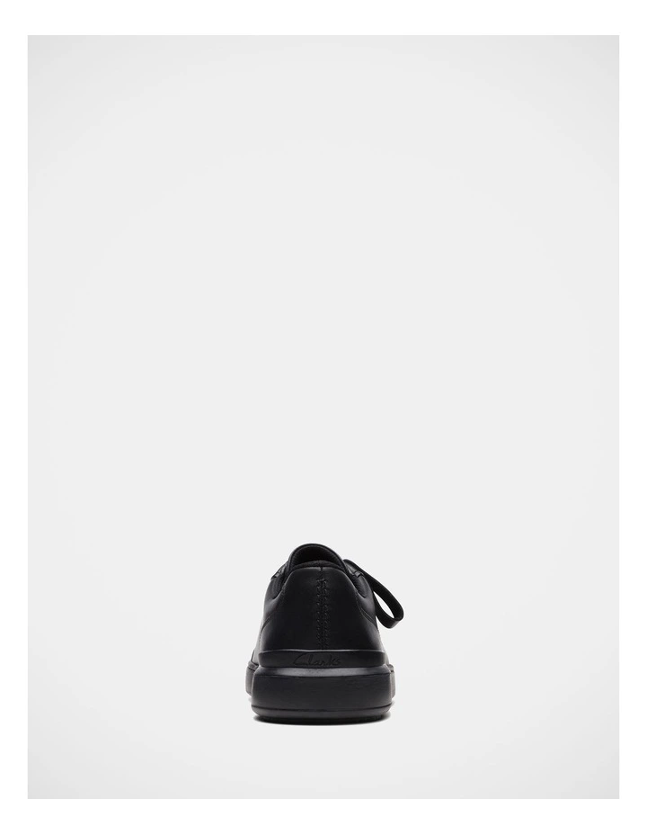 Courtlite Move Sneakers in Black image 4