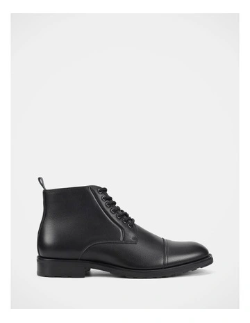 Tamper Boots in Black