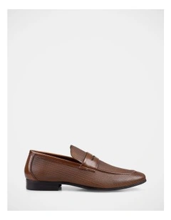 Lapel Shoe in Tan