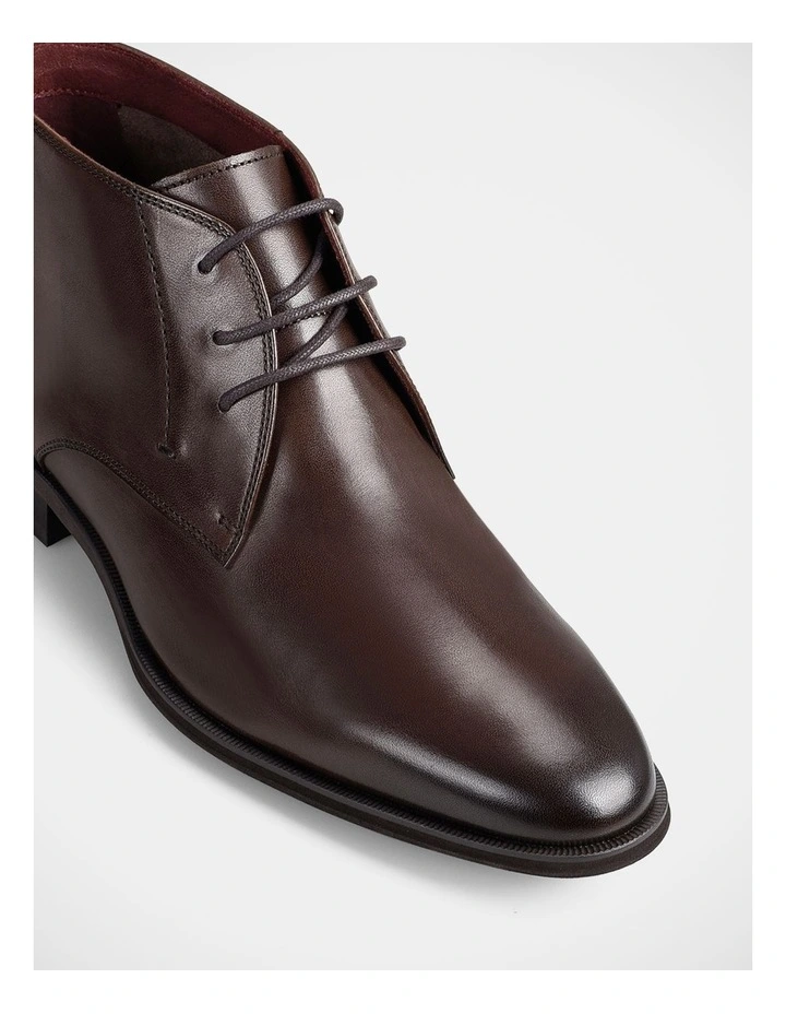 Zed Shoe in Brown image 3