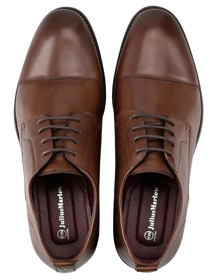 Optimize Shoe in Cognac image 3