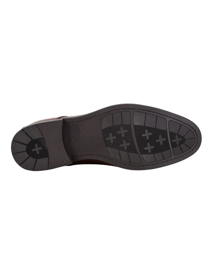 Optimize Shoe in Cognac image 4
