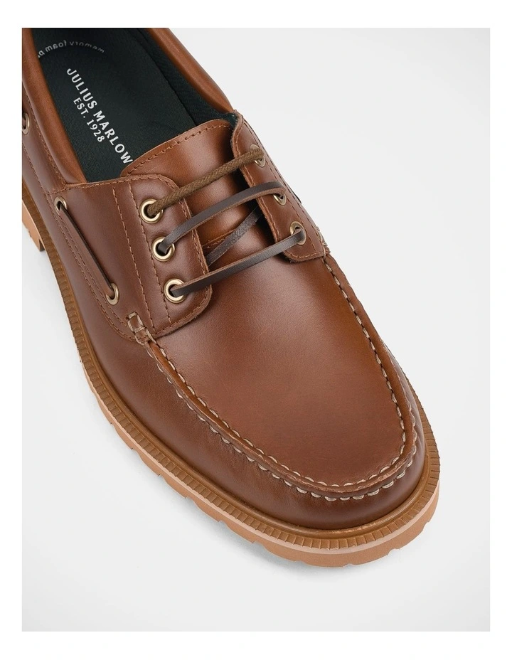 Yonder Shoes in Tan image 4