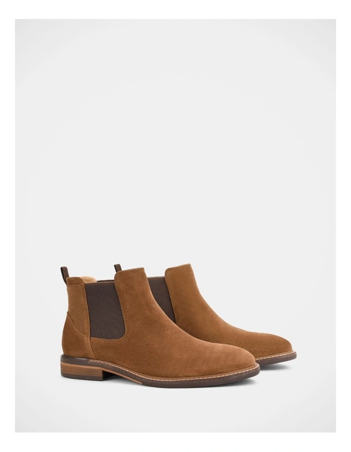 Tagged Boots In Coconut Grove image 2