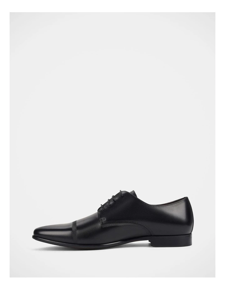Juke Shoes in Black image 3