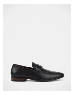 Luxe Shoes in Black