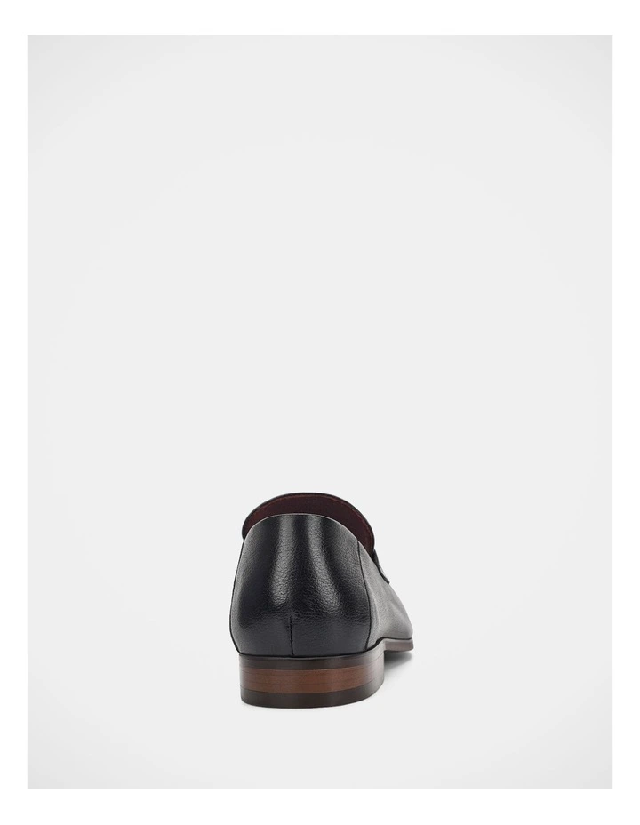 Luxe Shoes in Black image 5
