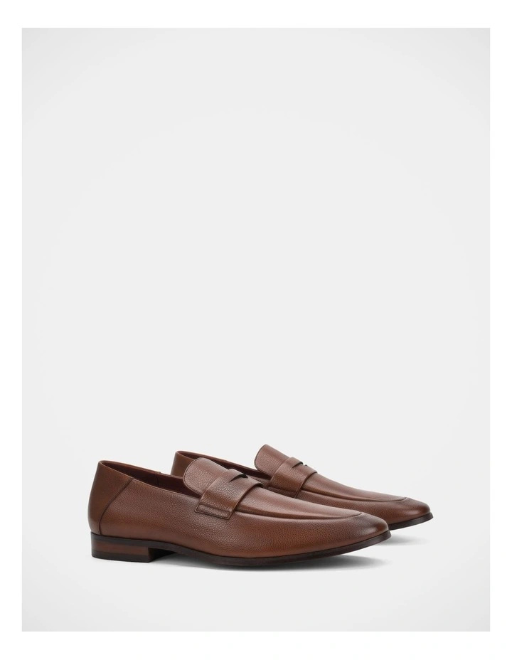 Luxe Shoes in Dark Tan image 2