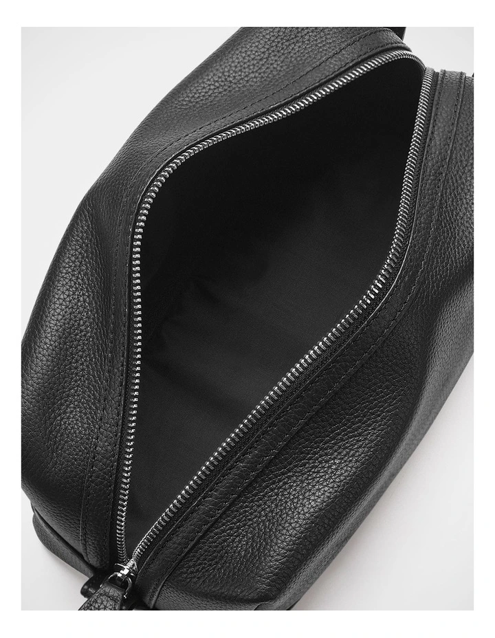 Leather Toiletry Bag In Black image 4