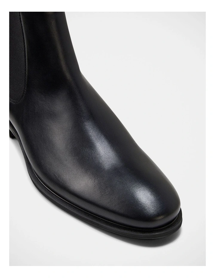 Longreach Boots in Black image 2