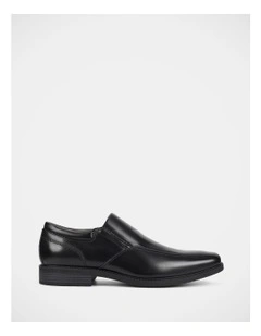 Divert Shoes in Black
