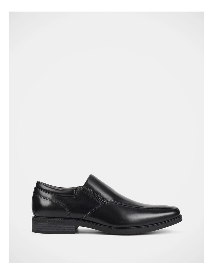 Divert Shoes in Black image 1