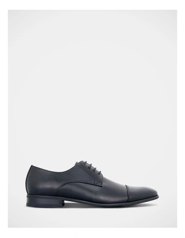 Olen Shoes in Black
