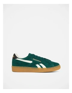 Club C Grounds Uk Sneakers in Green