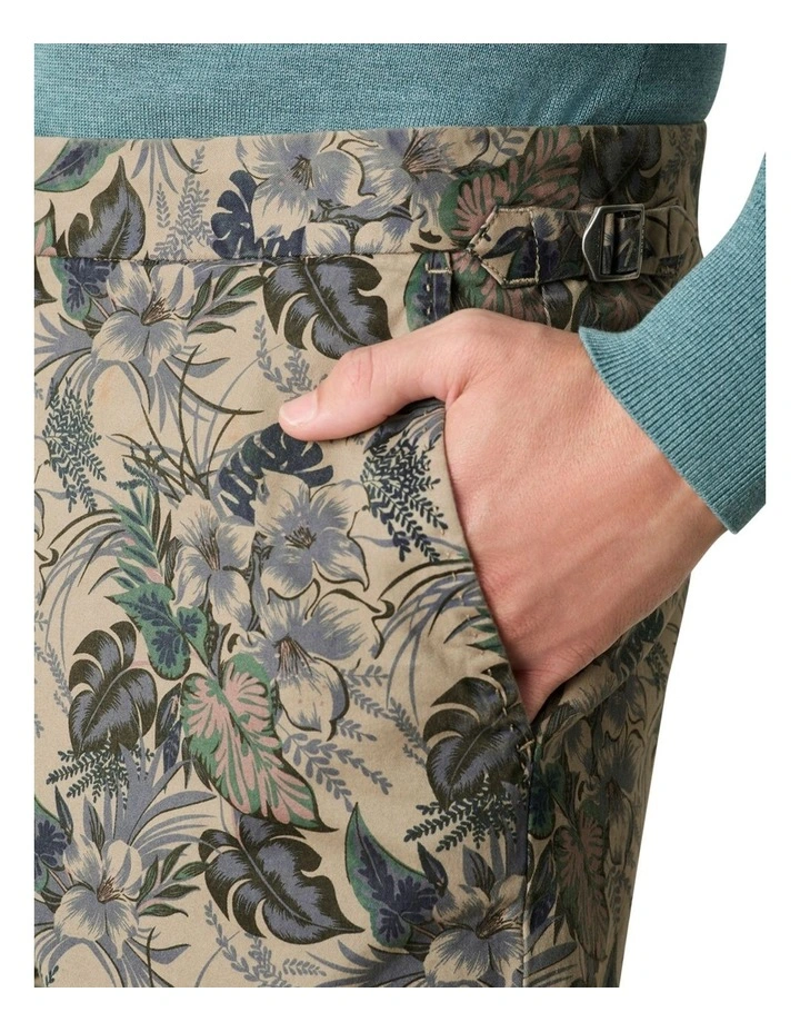 Farrelly Printed Short in Multi Print image 4