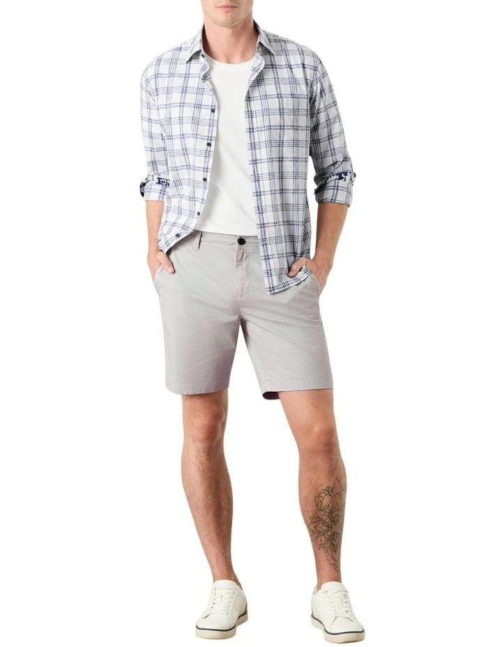 Roxburgh Chino Short in Cement image 3