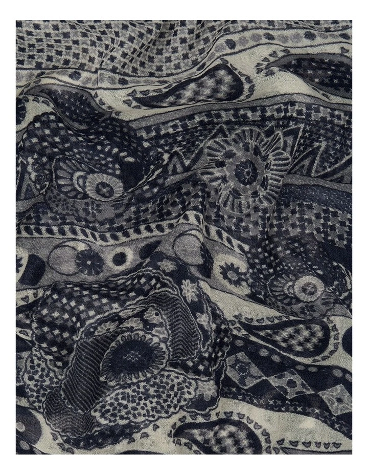 Floyd Scarf in Natural/Navy image 3