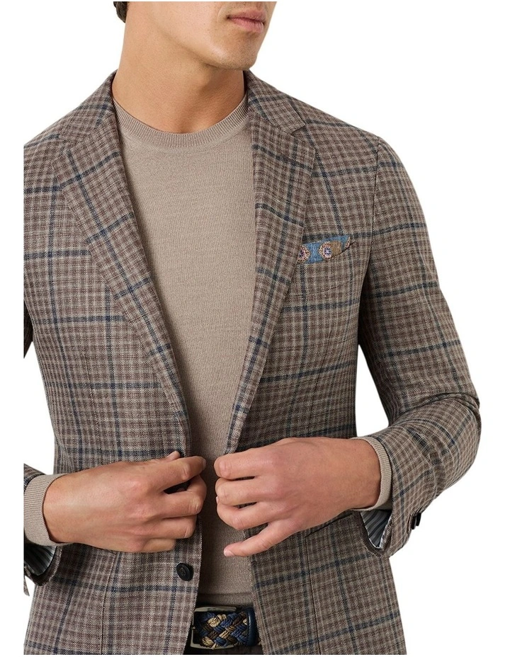 Vigaro Jacket in Brown image 2