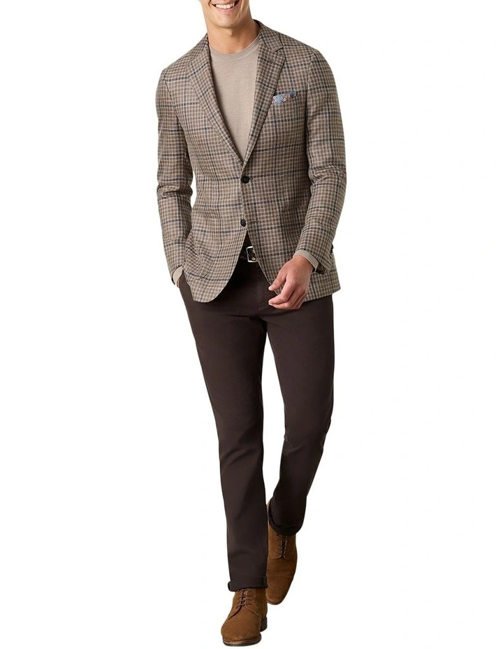 Vigaro Jacket in Brown image 4
