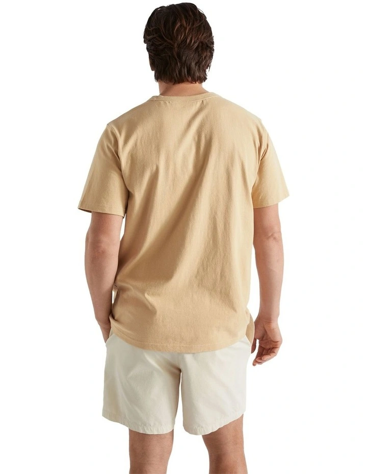 Classic T-shirt in Sand image 4