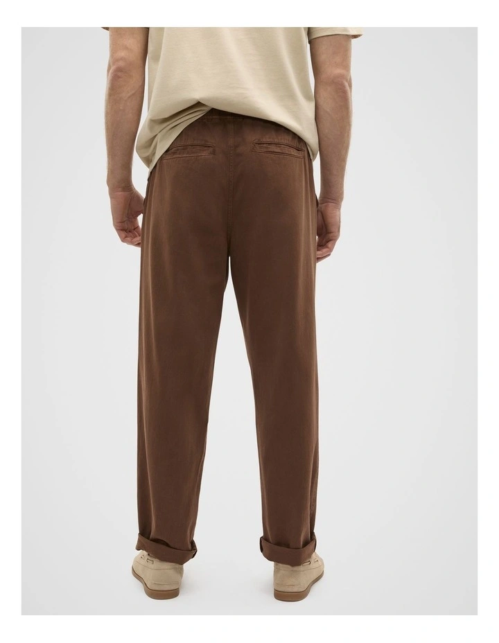 Comfort Trouser in Brown image 2