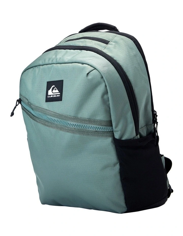 Freeday Medium Technical Backpack 20L in Laurel Wreath image 3