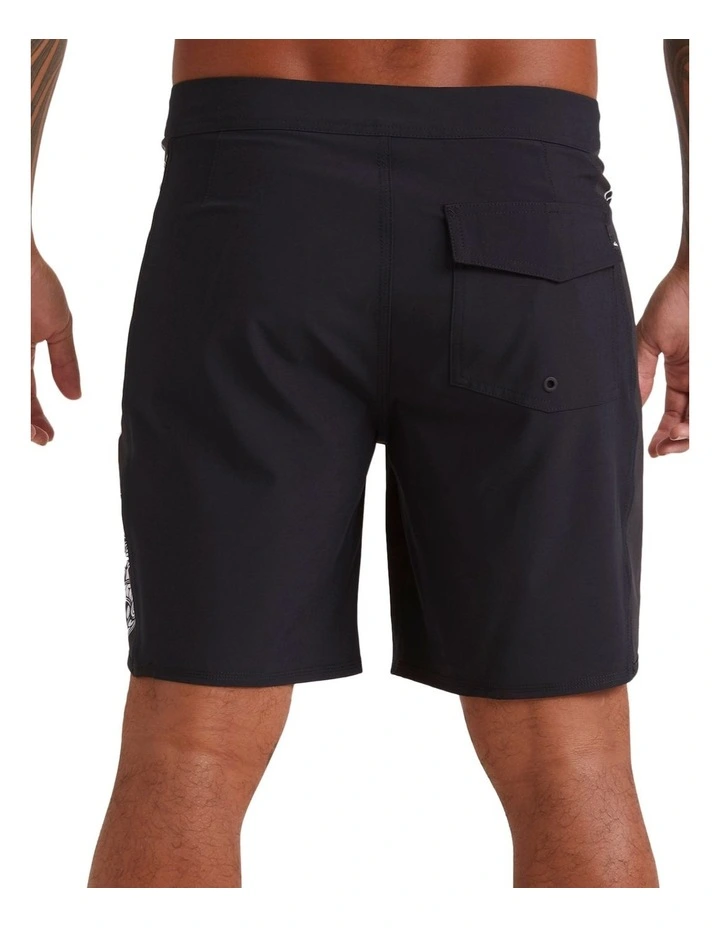 Surfsilk Marakihau Arch 18" Board Shorts in Black image 4