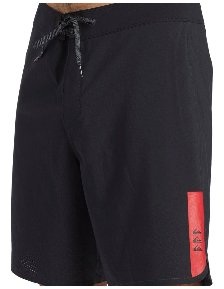 Highline Pro Scallop 19" Boardshorts in Black image 4