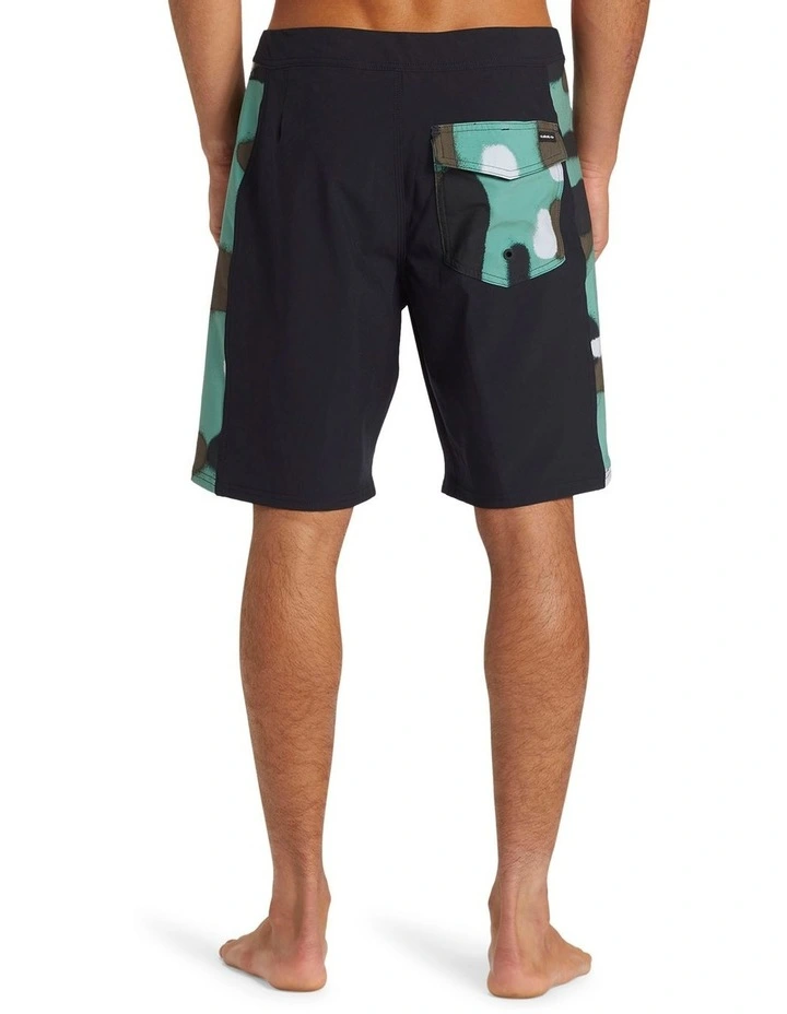 Surfsilk Arch 19 Boardshorts in Black image 2