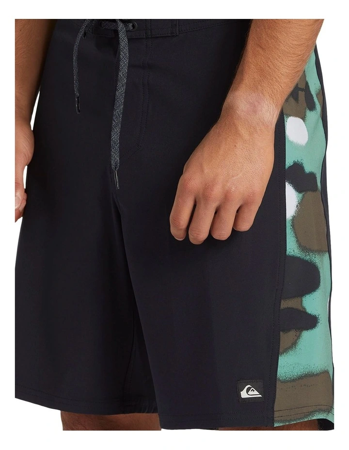 Surfsilk Arch 19 Boardshorts in Black image 4