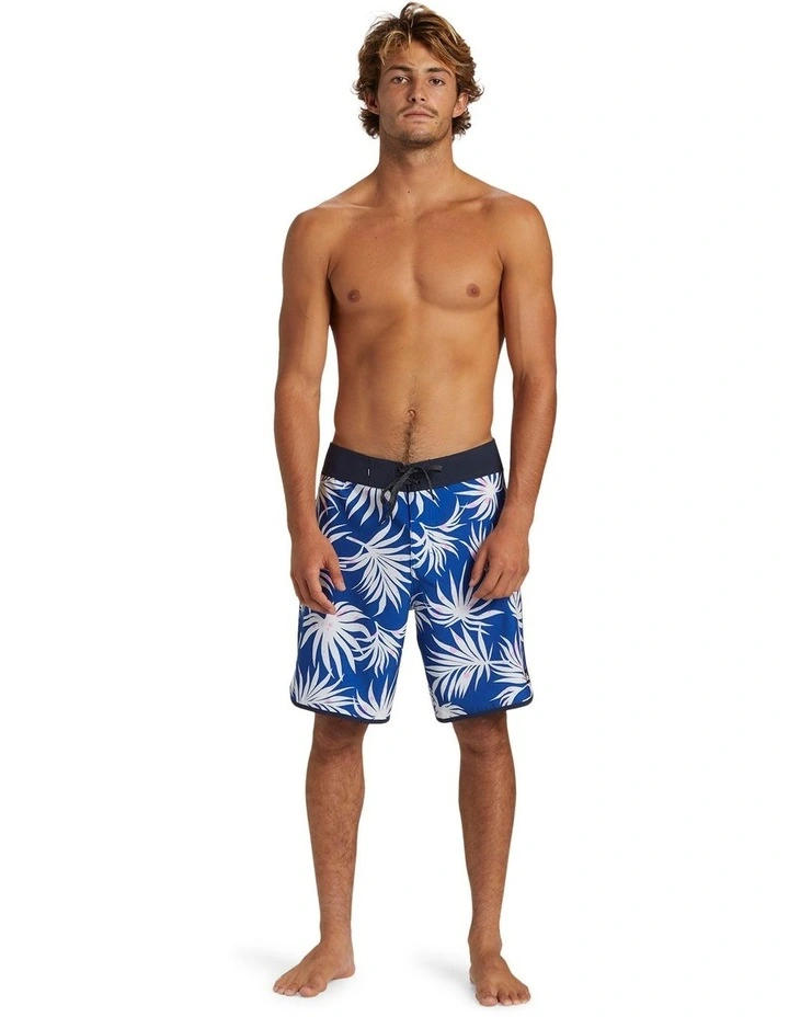 Surfsilk Scallop 19" Boardshorts in Monaco Blue image 5