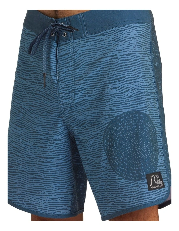 Scallop Blank Canvas 18'' Boardshorts in Midnight Navy image 4