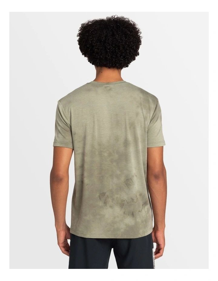 Coastal Run Short Sleeve T-Shirt in Green image 2
