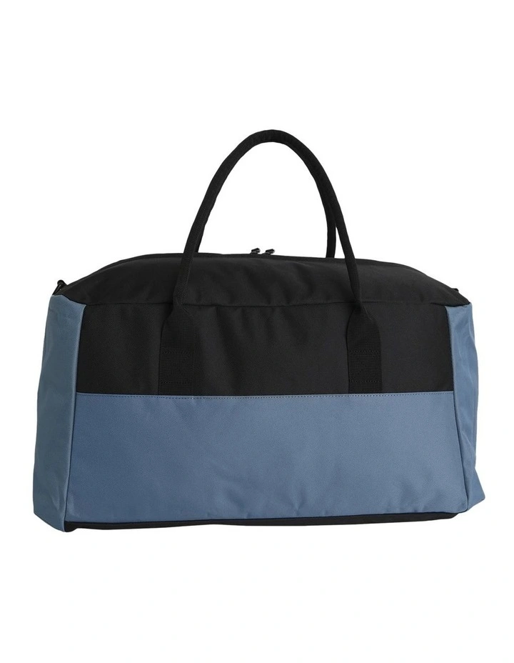 Cottage V Duffle Bag in Blue image 2
