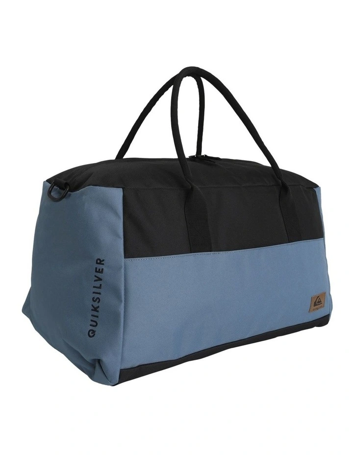 Cottage V Duffle Bag in Blue image 3