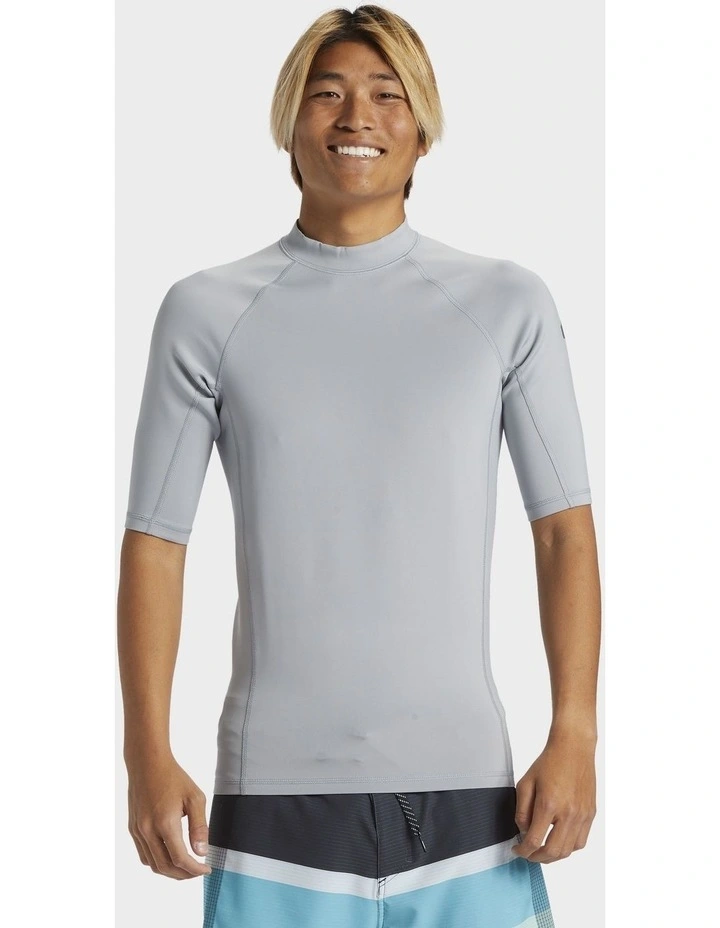 Everyday Heat Short Sleeve Upf 50 Rash Vest Grey image 1