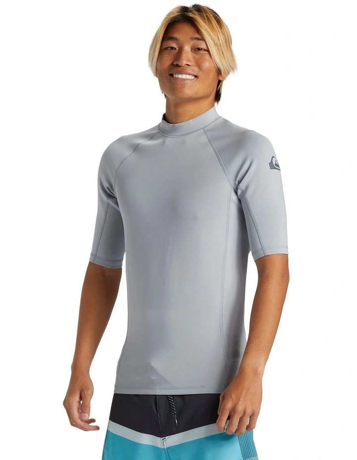 Everyday Heat Short Sleeve Upf 50 Rash Vest Grey image 3