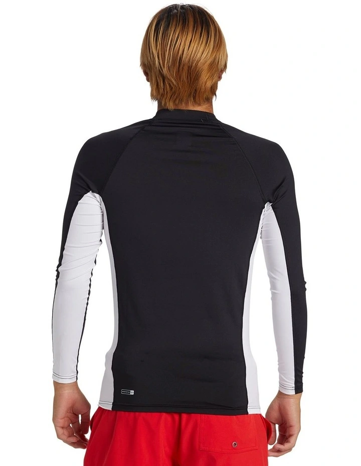 Everyday Long Sleeve Upf 50 Rash Vest in Black image 2