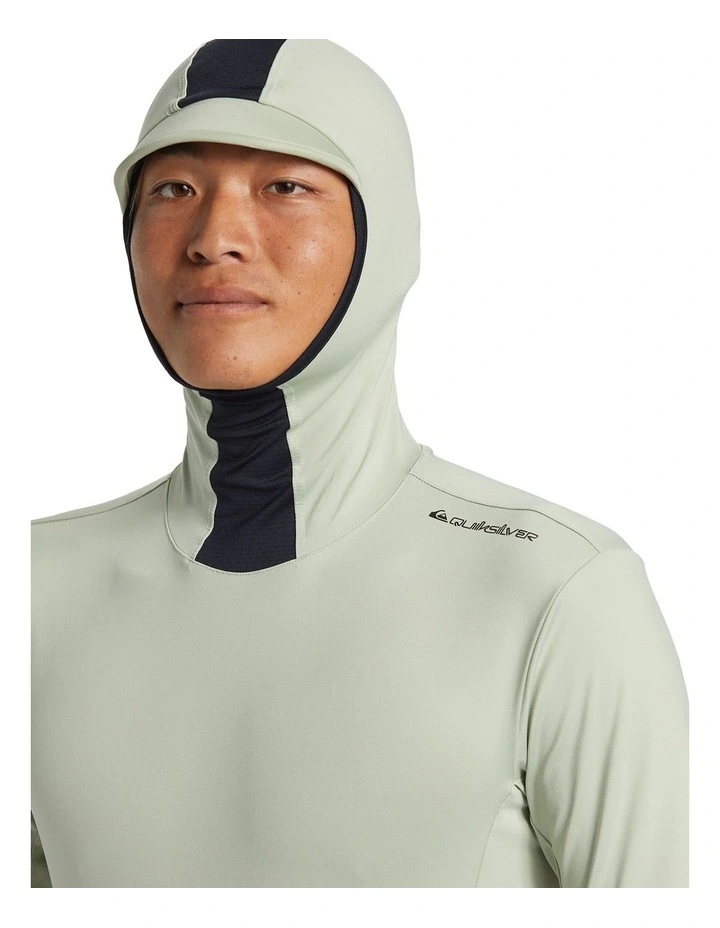 Highline Long Sleeve Upf 50 Hooded Rash Guard in Green image 4