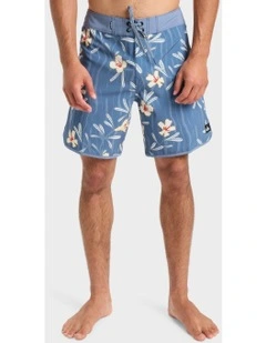Surfsilk Scallop 18 Board Shorts in Blue