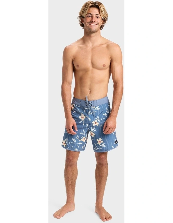 Surfsilk Scallop 18 Board Shorts in Blue image 5