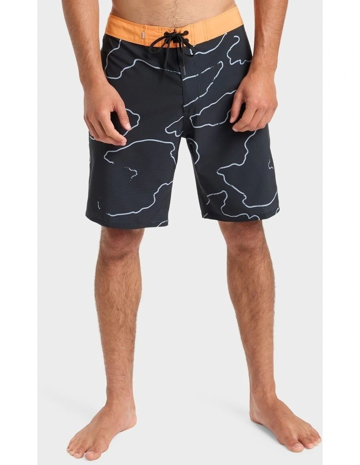 Highline Straight Leg 19 Board Shorts in Black image 1