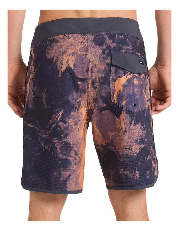 Highline Scallop 19 Inch Boardshorts in India Ink image 5