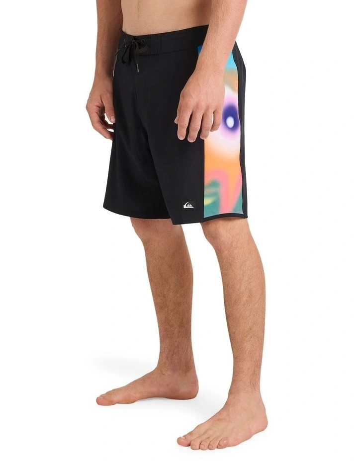 Surfsilk 19 Inch Boardshorts in Black image 3