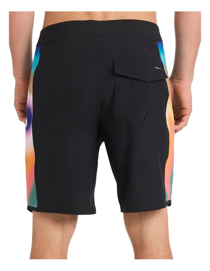 Surfsilk 19 Inch Boardshorts in Black image 5