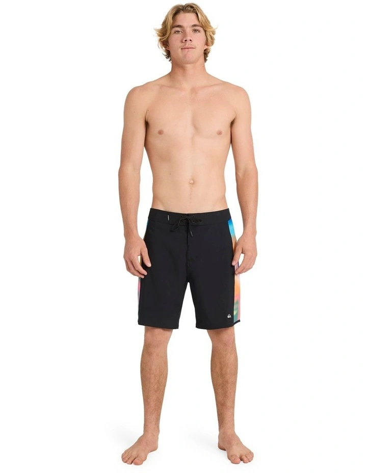 Surfsilk 19 Inch Boardshorts in Black image 6