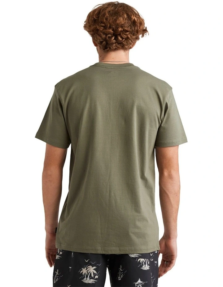 The Barry T-shirt in Green image 2