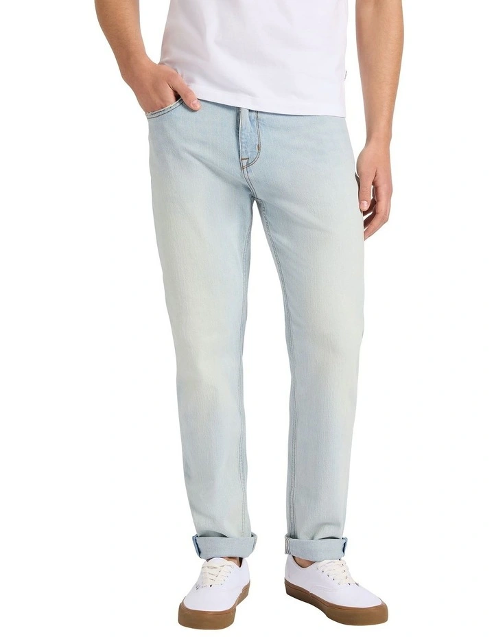 Hugo Relaxed Fit Jean in Ice Blue image 2