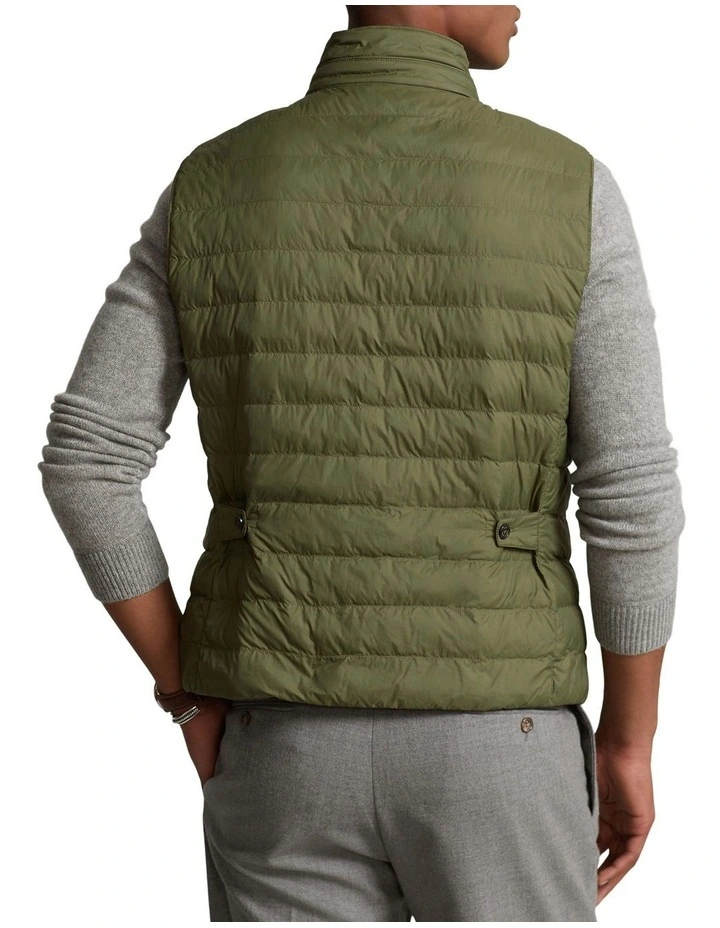Water-Repellent Quilted Vest in Green image 2