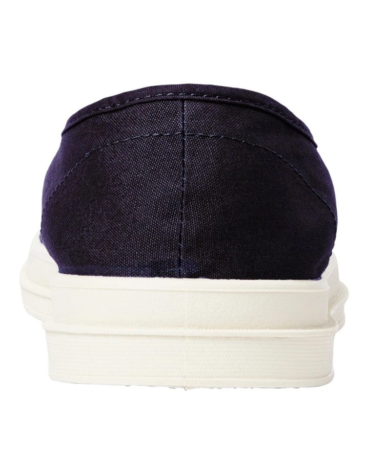 Essence 100 Canvas Cap-Toe Sneaker in Navy image 4